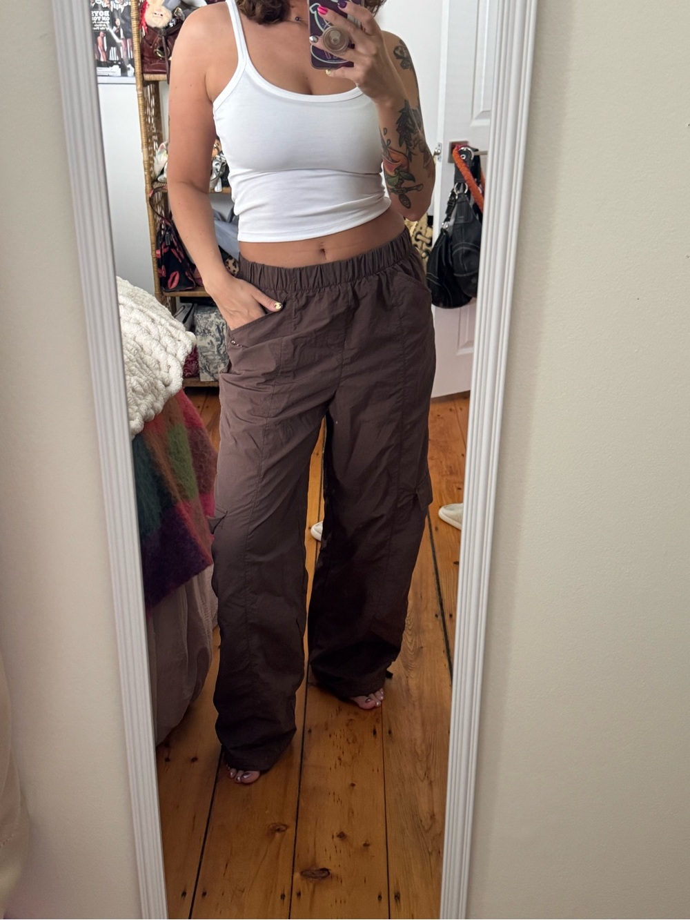 Wilo The Label Wide-Leg Cargo Pants in Brown